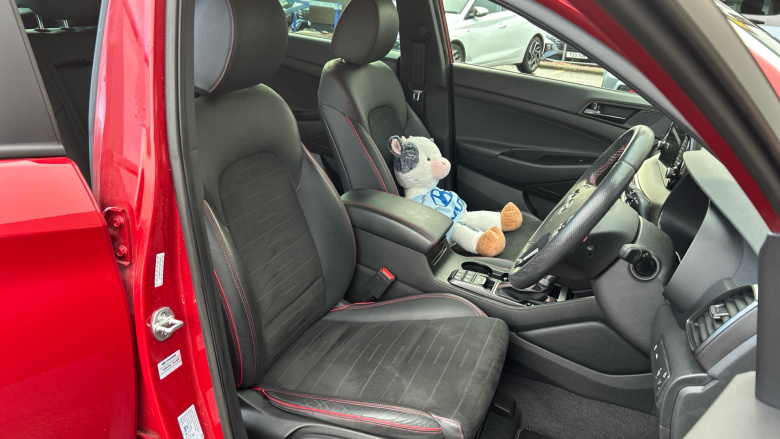 Hyundai Tucson 1.6 CRDi 48V MHD 136 N Line 5dr 2WD DCT Diesel Estate